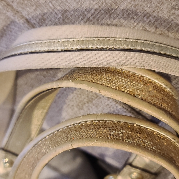 Coach Handbag - Picture 7 of 10